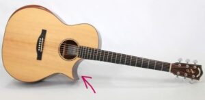 アコギ　カッタウェイ